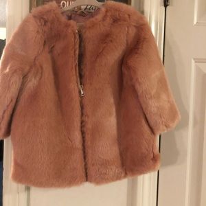 Gap Faux Fur Coat Size 2T Super Cute